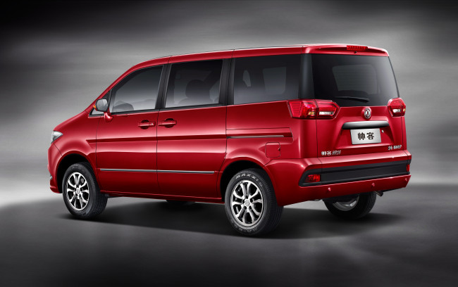 Обои картинки фото автомобили, dongfeng, 2015г, succe