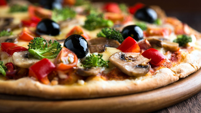 Обои картинки фото еда, пицца, брокколи, грибы
