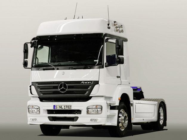 Обои картинки фото автомобили, mercedes, trucks