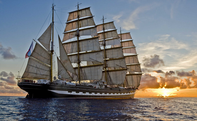 Обои картинки фото барк, крузенштерн, корабли, парусники, закат, море