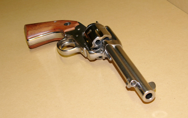 Обои картинки фото оружие, револьверы, ruger, bisley, пистолет