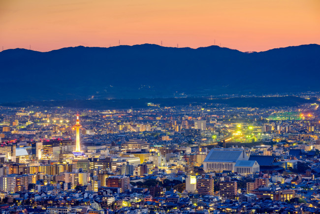 Обои картинки фото киото Япония, города, киото , Япония, киото, мегаполис, панорама, дома, ночь, огни