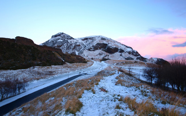 Обои картинки фото природа, горы, зима, снег, дорога, шотландия