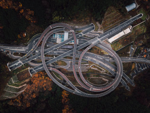 Картинка Япония разное транспортные+средства+и+магистрали карта тоннель япония дорога шоссе деревья перекресток лес вид с высоты птичьего полета