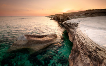 Картинка природа побережье скалы море кипр cyprus