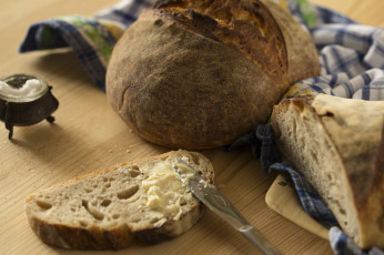 Картинка еда хлеб +выпечка масло ломоть каравай