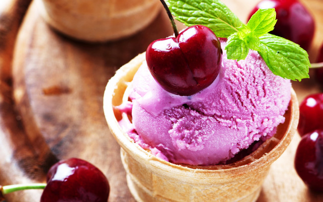 Обои картинки фото еда, мороженое,  десерты, вишня, , , фруктовое, ягода, стаканчик