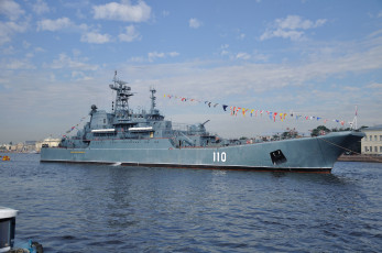 Картинка корабли крейсеры +линкоры +эсминцы большой проекта 775 десантный корабль александр шабалин
