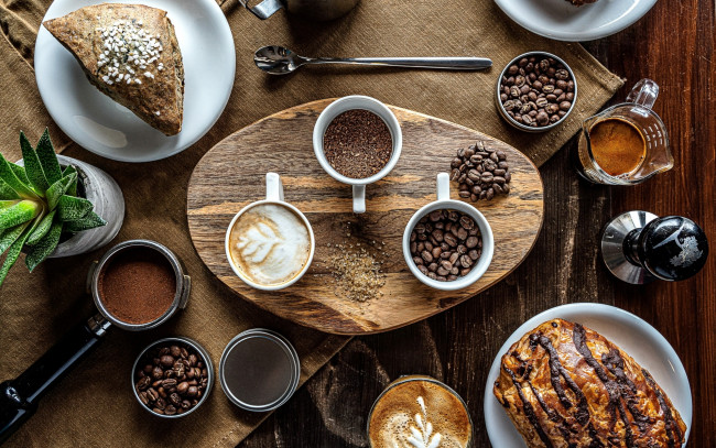 Обои картинки фото еда, кофе,  кофейные зёрна, кофейные, зерна, молотый, булочки