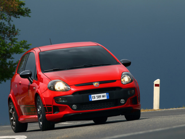 Обои картинки фото abarth, punto, evo, 2010, автомобили, fiat