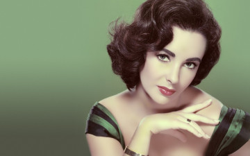 Картинка Elizabeth+Taylor in green dress девушки голливуд звезда актриса