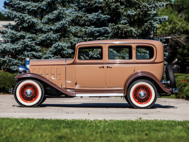 Обои картинки фото автомобили, классика, коричневый, 1932г, 32-57s, sedan, special, series, 50, buick