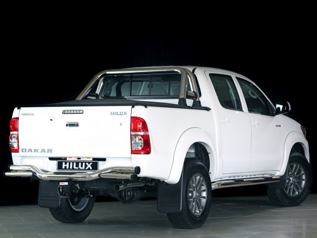 Обои картинки фото автомобили, toyota, cab, double, dakar, hilux, 2014г, светлый