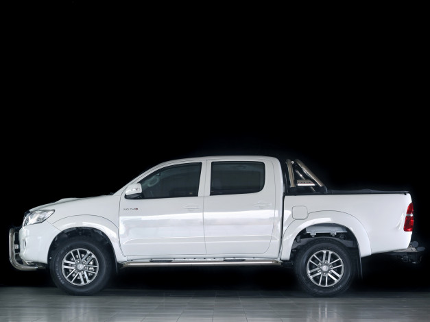 Обои картинки фото автомобили, toyota, hilux, dakar, double, cab, 2014г, светлый