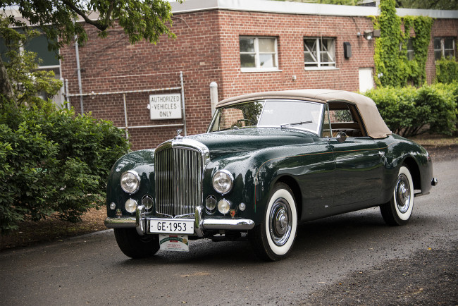 Обои картинки фото bentley mark i,  1953, автомобили, классика, автопробег, выставка, автошоу