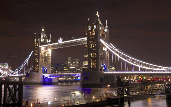 Обои картинки фото города, лондон , великобритания, огни, река, мост, tower, bridge, темза