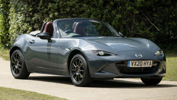 Картинка mazda+mx-5+r-sport+2020+ uk автомобили mazda mx5 r sport 2020 маленькая японская юркая машина девочка которая может обидеть многих при правильном тюнинге