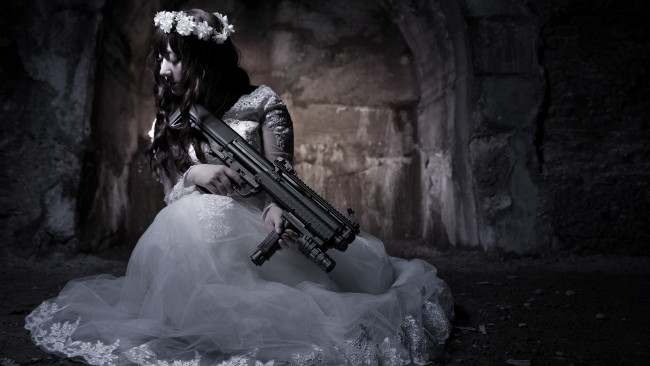 Обои картинки фото девушки, - девушки с оружием, дробовик, kel-tec, ksg