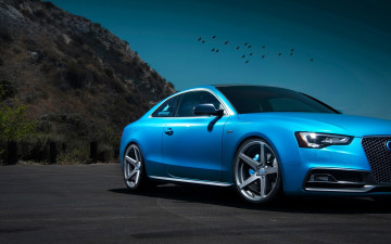 обоя audi s5, автомобили, фрагменты автомобиля, синий, гора