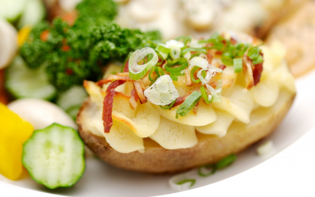 Обои картинки фото еда, картофель, картошка, лук