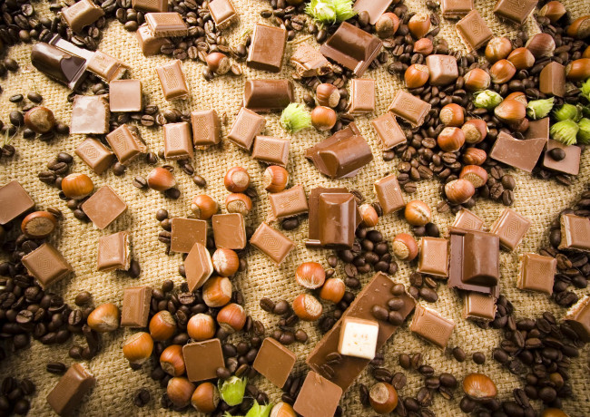 Обои картинки фото еда, конфеты, шоколад, сладости, кофейные, зерна, лесные, орехи