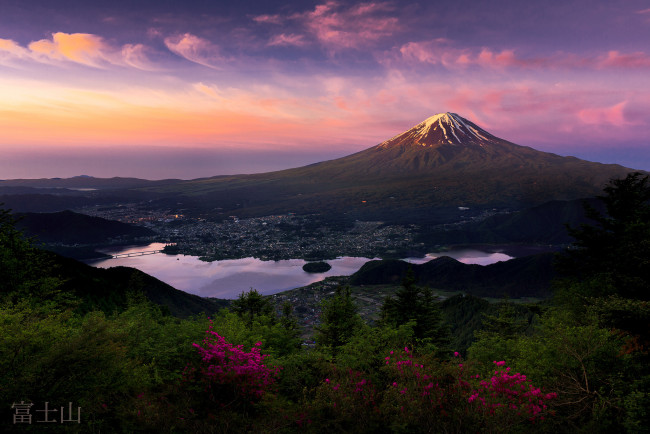 Обои картинки фото природа, пейзажи, первые, лучи, утро, фудзияма, стратовулкан, гора, остров, хонсю, Япония