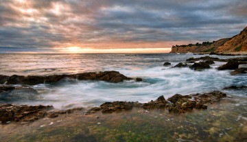 Картинка природа восходы закаты море закат камни берег
