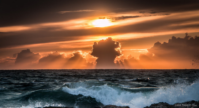 Обои картинки фото природа, восходы, закаты, волны, море, облака, закат, небо