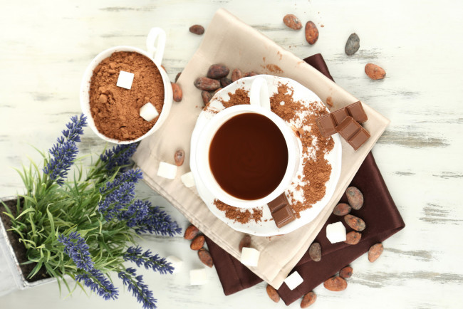 Обои картинки фото еда, кофе,  кофейные зёрна, салфетки, шоколад, блюдце, белая, сахар, какао, чашка