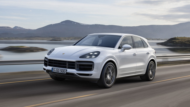 Обои картинки фото porsche cayenne turbo 2018, автомобили, porsche, 2018, turbo, cayenne