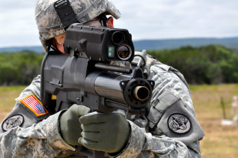 Картинка оружие армия спецназ гранатомет оптика солдат