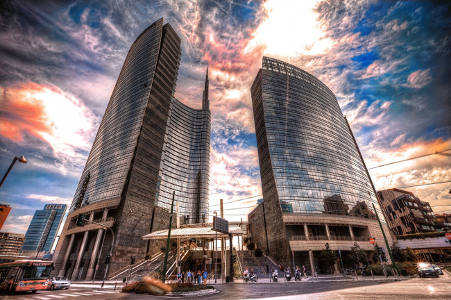 Обои картинки фото milan - new financial district, города, милан, италия, высотки, площадь