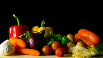 обоя еда, овощи, снедь, перец, помидоры, томаты, лук, зелень, морковь