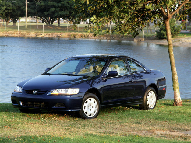 Обои картинки фото honda, accord, coupe, 2001, автомобили