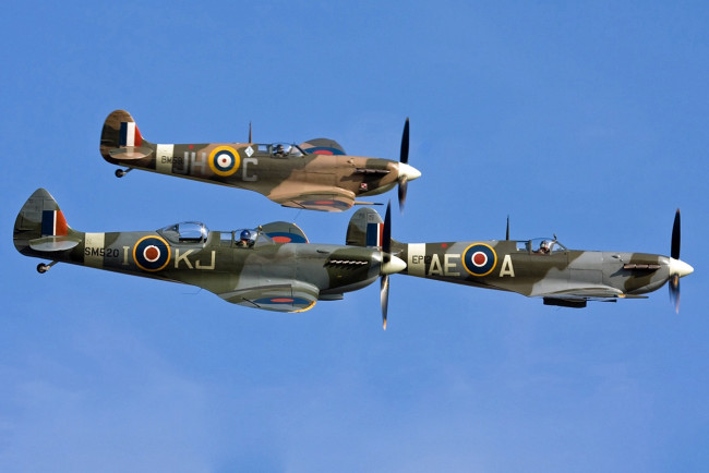 Обои картинки фото авиация, лёгкие, одномоторные, самолёты, duxford, supermarine, 509, spitfire, t9c