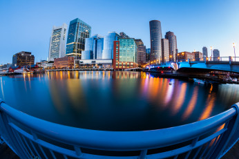обоя pre-sunrise,  blue hour boston, города, бостон , сша, небоскребы, мост, акватория