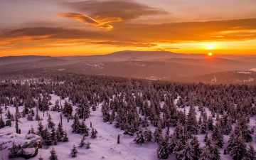 Картинка природа восходы закаты закат деревья зима горы облака небо