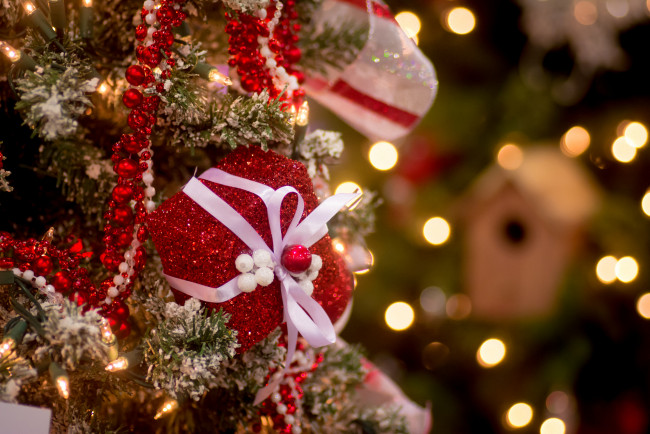 Обои картинки фото праздничные, - разное , новый год, праздник, новый, год, рождество, елка, украшения, снег, чудеса