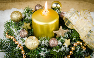 Картинка праздничные новогодние+свечи рождество decoration gifts елка свечи снег украшения подарки xmas christmas merry новый год