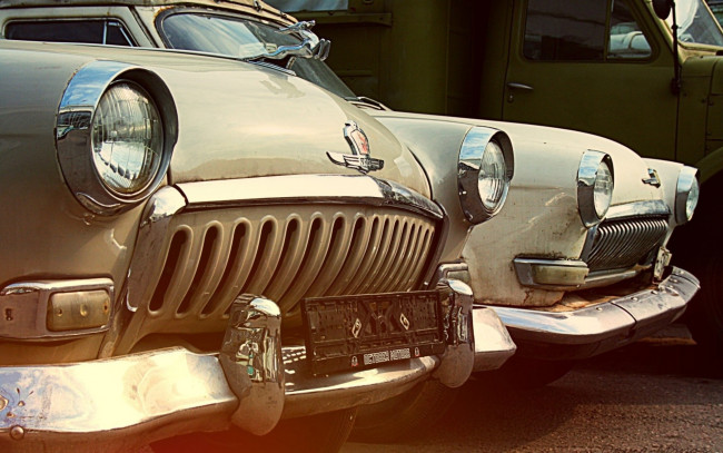 Обои картинки фото автомобили, фрагменты автомобиля, волга, ретро, светлые