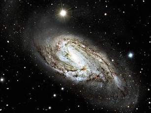 Картинка спиральная галактика m66 космос галактики туманности