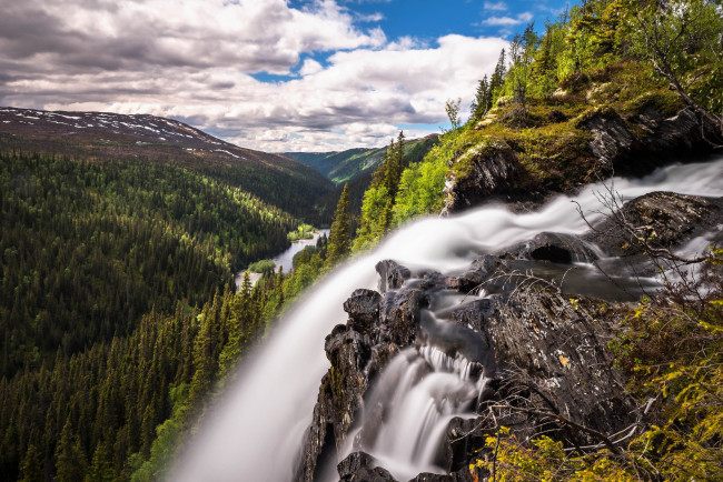 Обои картинки фото природа, водопады, поток, горы, лес