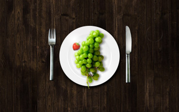 обоя еда, виноград, приборы, ягоды, тарелка