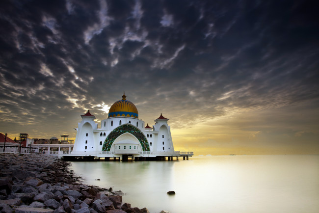 Обои картинки фото malacca straits mosque, города, - мечети,  медресе, мечеть, ислам, религия, храм
