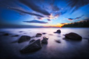 Картинка природа побережье море камни закат