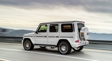 Картинка mercedes-benz+amg+g63+2019 автомобили mercedes-benz amg g63 2019 белый