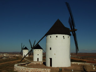 Картинка alcazar de san juan разное мельницы испания