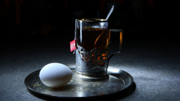 Картинка еда напитки Чай ложка заварка пакетик стакан поднос Яйцо