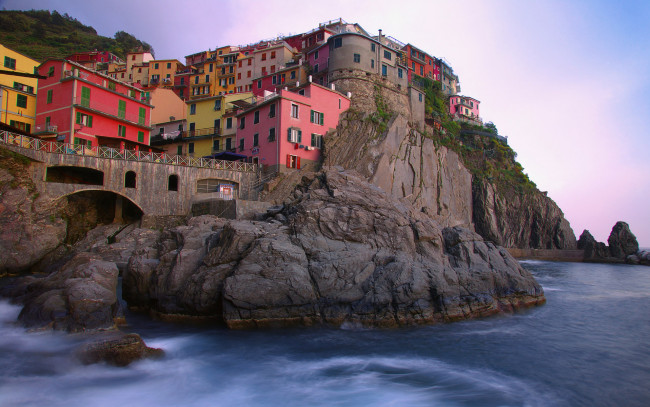Обои картинки фото города, амальфийское, лигурийское, побережье, италия, дома, море, скалистый, берег