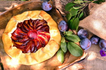 Картинка еда пироги фруктовый пирог сливовый